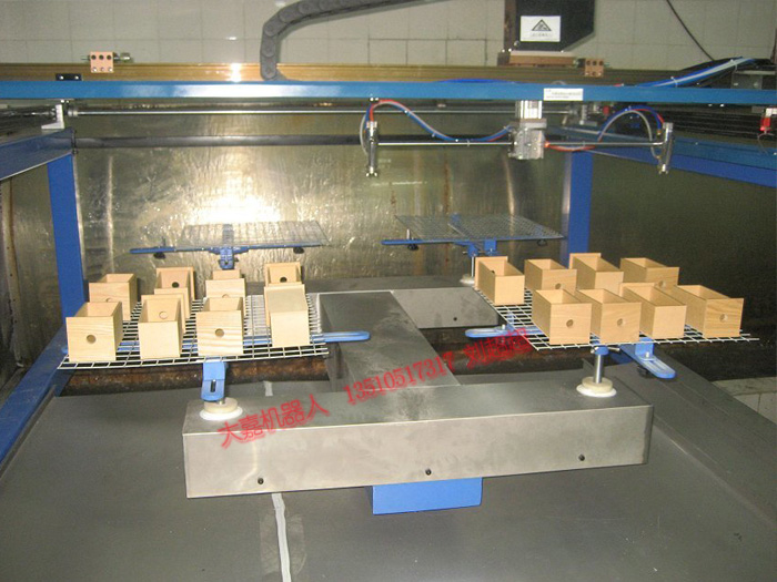 多轴四喷盘喷涂茶叶盒