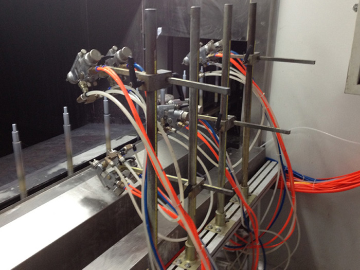 在线自动喷油生产线