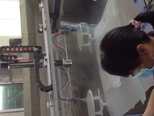 五轴往复机马桶盖自动喷漆