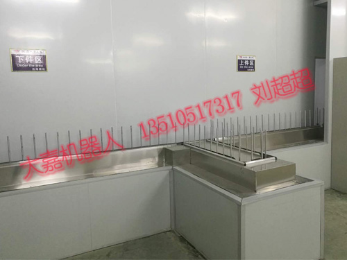 两涂两烤自动线--地轨线喷涂