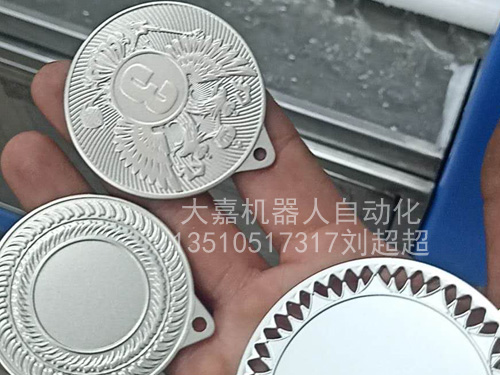 奖牌 奖杯喷漆机--福建漳州现场