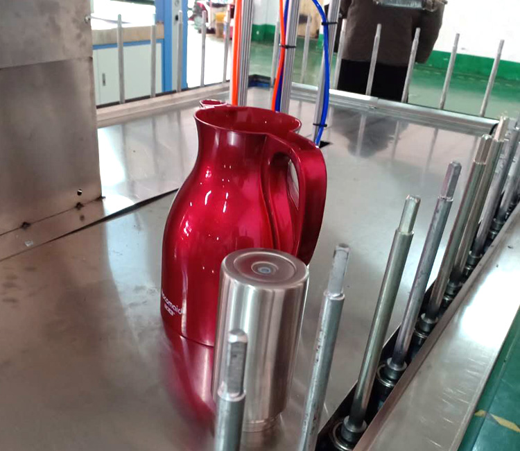 不锈钢保温杯喷漆线